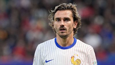 Griezmann announces shock France retirement