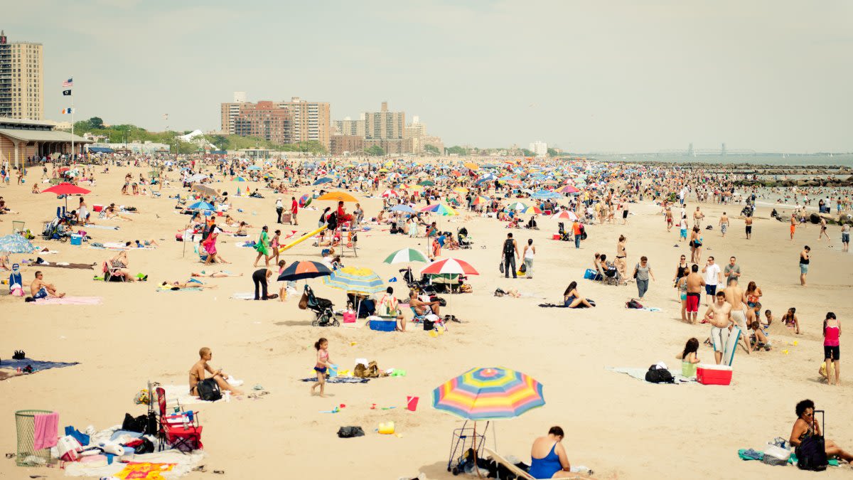 16 ways you can get fined (or avoid one) at NYC beaches this summer