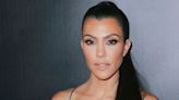 Instagram Is In A Fierce Debate After Kourtney Kardashian Put Her Food On The Bathroom Floor