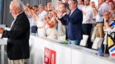Espadas reivindica como "presidentes" a Chaves y Griñán: Serán "bienvenidos" en el PSOE tras la "losa" de los ERE