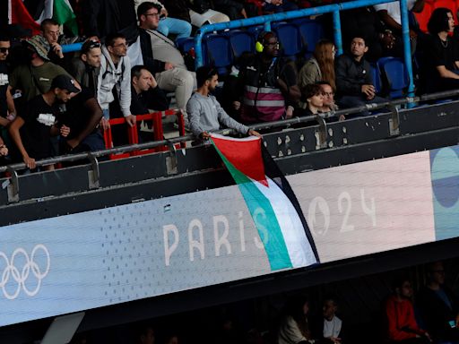 Paris Olympics: Pro-Palestinian group makes what organizers acknowledge are 'anti-Semitic gestures' during Israeli national anthem at soccer match