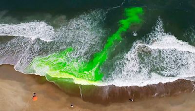 Rip currents can be deadly for beachgoers. Here's how to identify them and stay safe over the July 4 holiday.