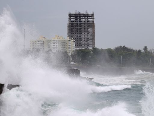 Hurricane Beryl moves toward Jamaica after Grenada strike