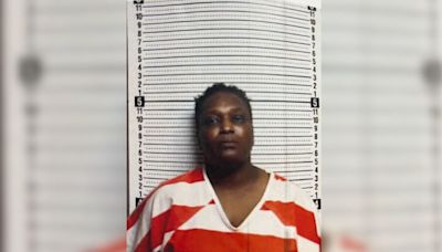 Eufaula Police arrests woman after she crashes during high-speed chase into Barbour County