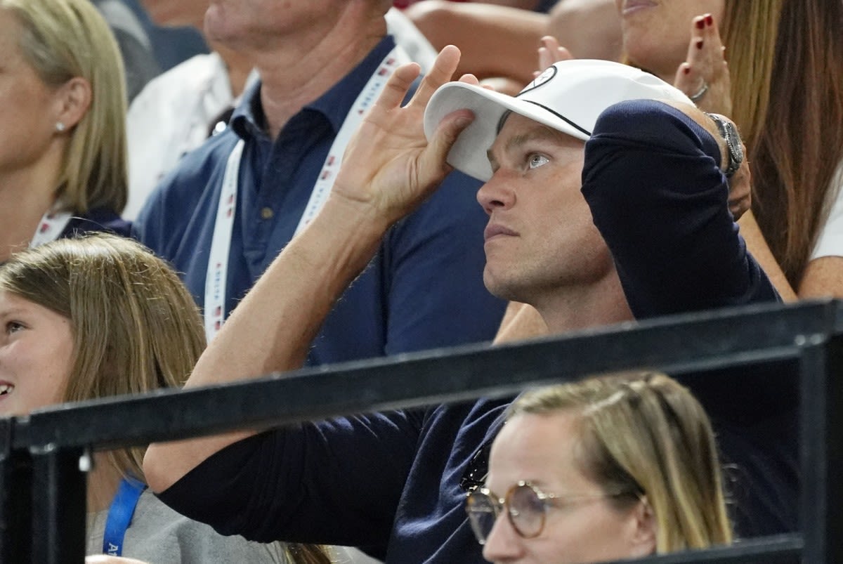 Tom Brady Is Going Viral After Unexpected Simone Biles Move