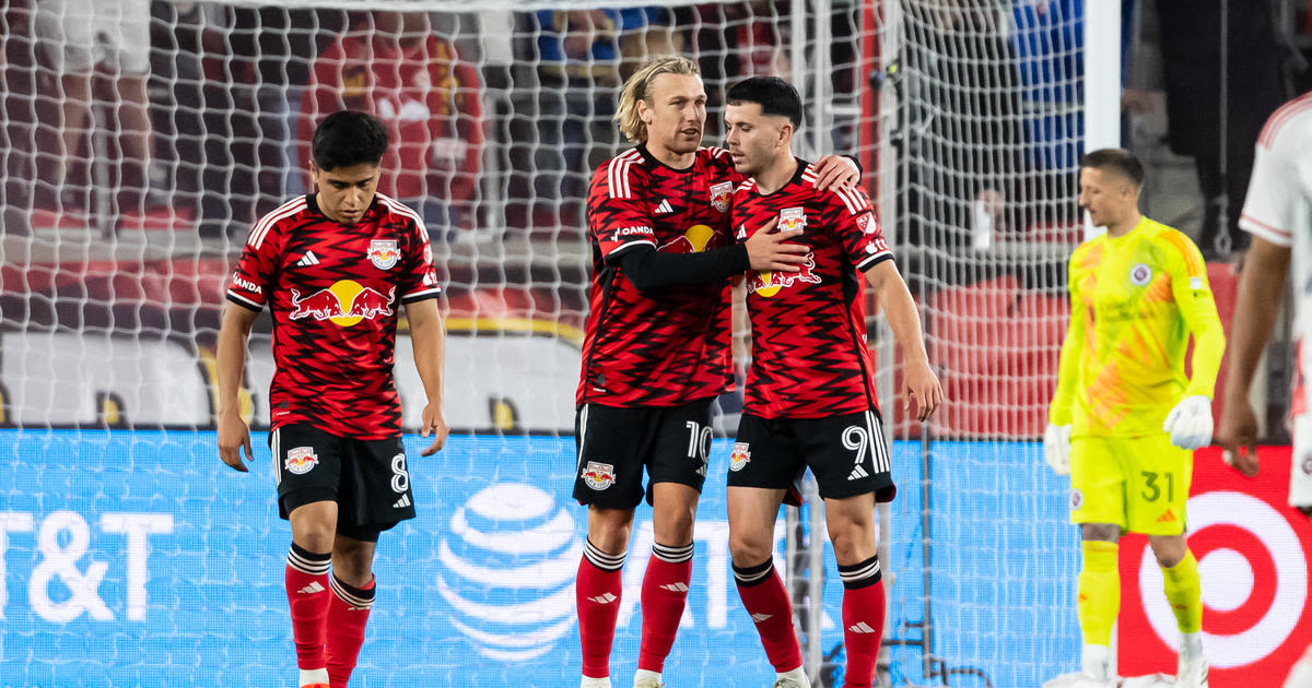 Morgan sparks Red Bulls to 4-2 victory over Revolution