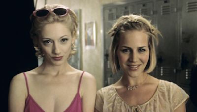 Judy Greer & Julie Benz Reveal The ‘Jawbreaker’ Fashions They Kept And Which Accessory Caused “A Big Rash”