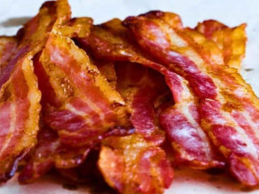 Cook tastier bacon without a frying pan with quick and easy cooking method