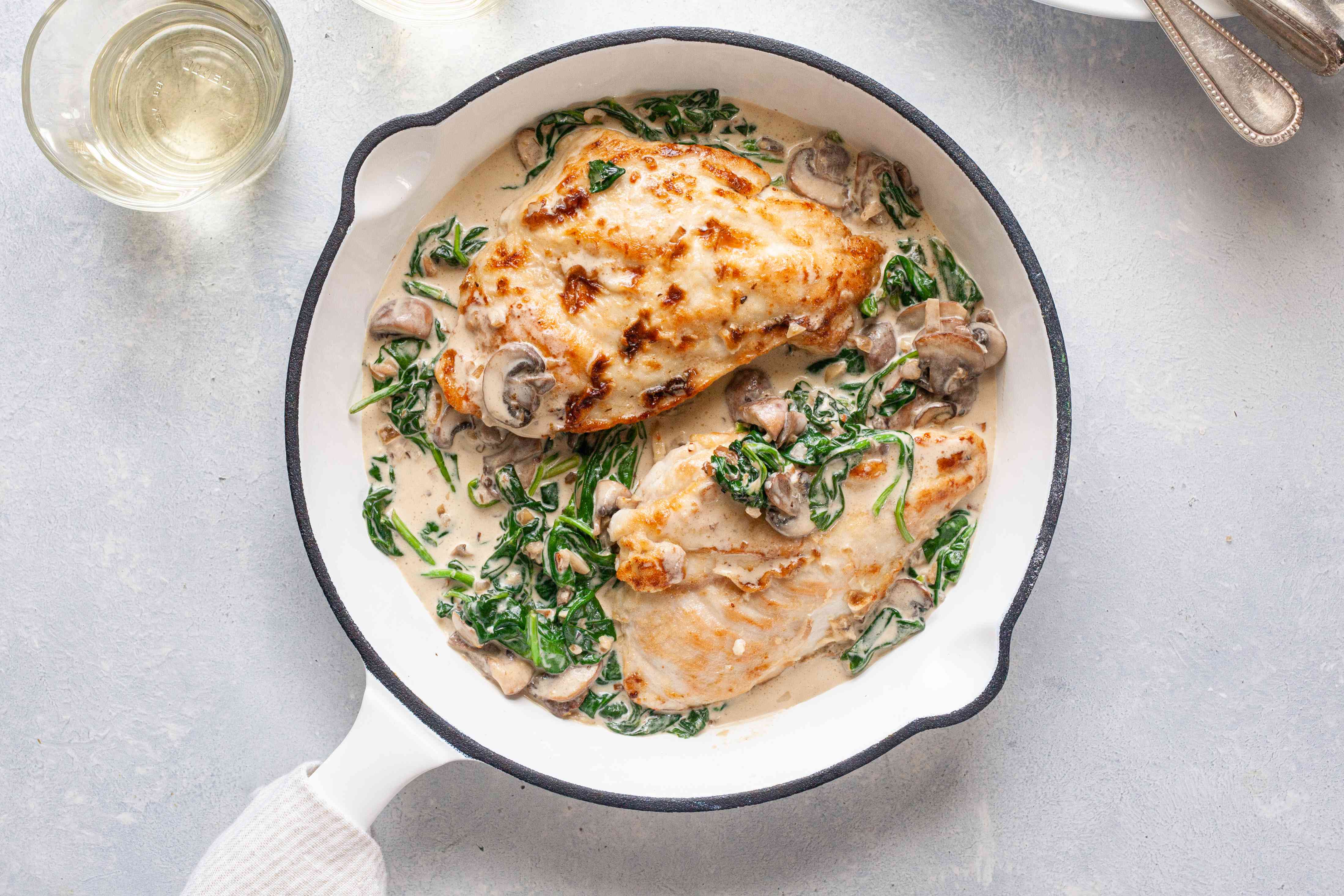 25 Easy Weeknight Dinner Recipes (30 Minutes or Less)