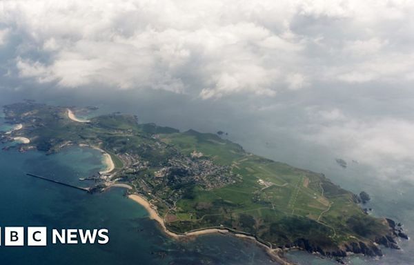 Alderney runway plans unviable and unaffordable - P&R