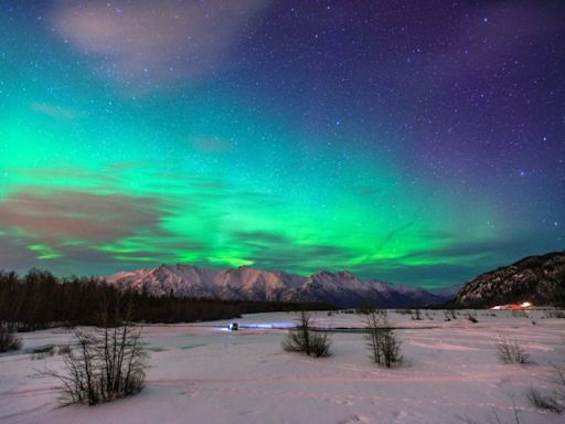 10 Fotos von Nordlichtern, die den Nachthimmel über den USA und Europa erleuchten