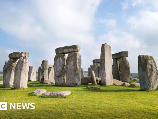 Stonehenge 'in danger' decision delayed as campaigners blast 'dark day'