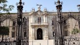 La Universidad de Sevilla prohíbe el acceso a un profesor acusado de "invitar" a sus alumnos a tomar "drogas duras"