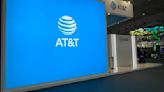AT&T increases fiber customer base as revenue stays flat