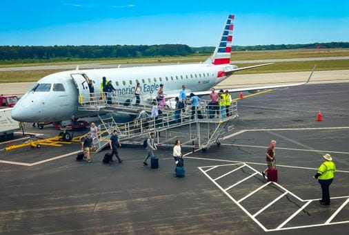 American Airlines begins flights from N.Y. to Cape Cod Gateway Airport, but not everyone is pleased - The Boston Globe