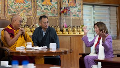 Em provocação à China, congressistas dos EUA visitam dalai lama