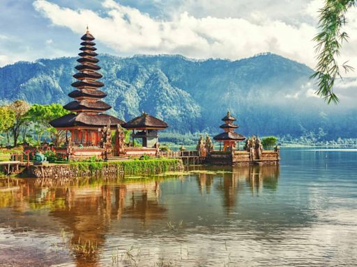 Indonesia Working Towards Visa-Free Entry For India, China And More | Details