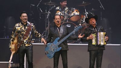 ¿Qué significa la canción Pedro y Pablo de los Tigres del Norte?