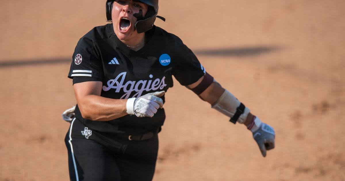 Top-seeded Texas rallies from 5-1 deficit to force third game against A&M