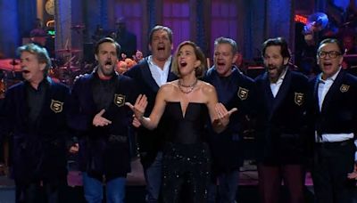 Ryan Gosling, Matt Damon and even Lorne Michaels initiate Kristen Wiig into ‘SNL’ five-timers club