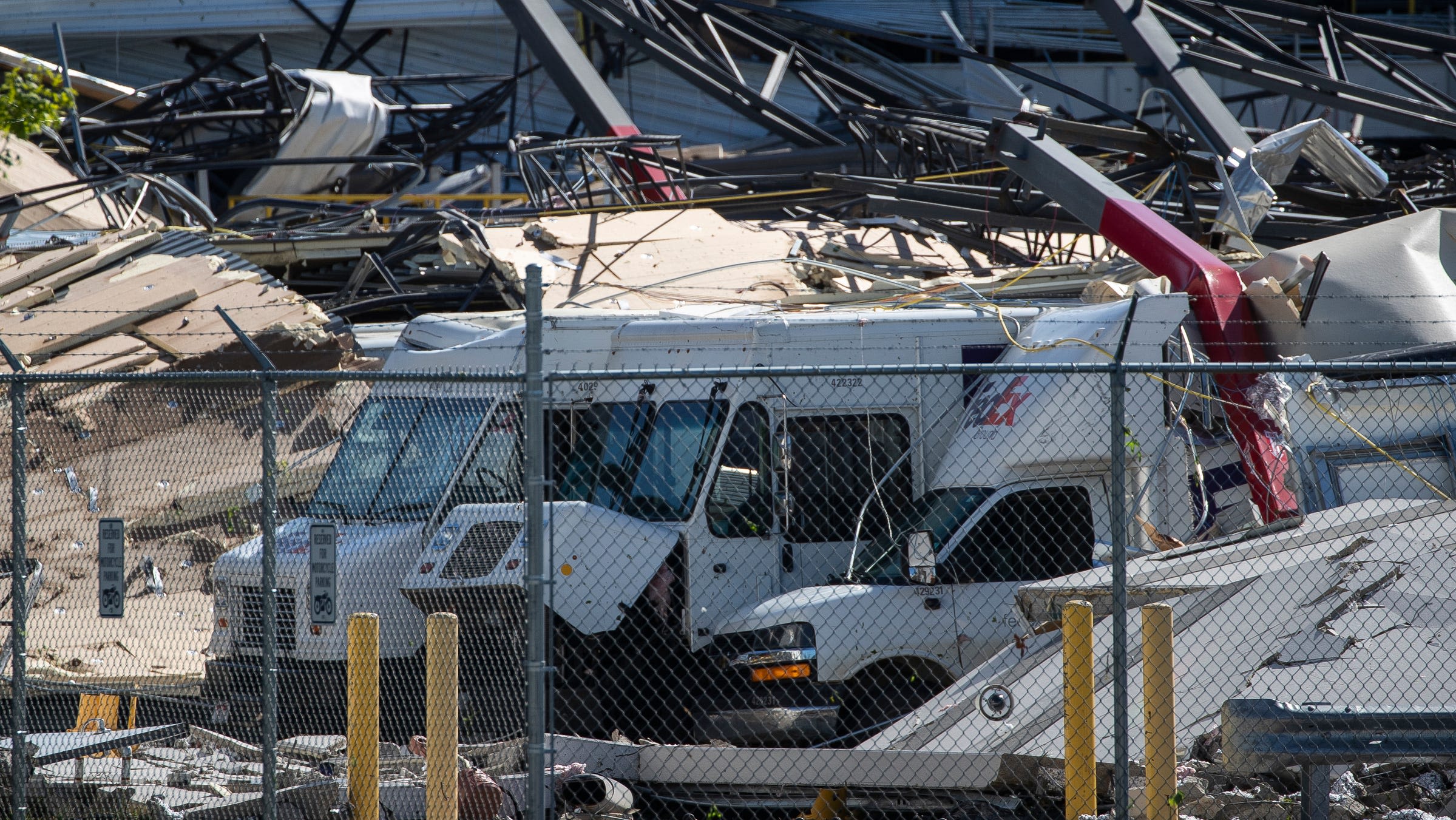 Tornadoes, severe storms damage areas in Michigan, Ohio and Indiana