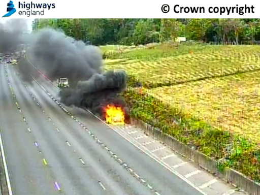 London travel news LIVE: M25 reopens in Surrey after van bursts into flames