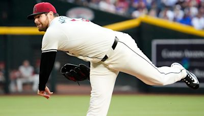 Did bees have anything to do with poor start from Diamondbacks pitcher Jordan Montgomery?