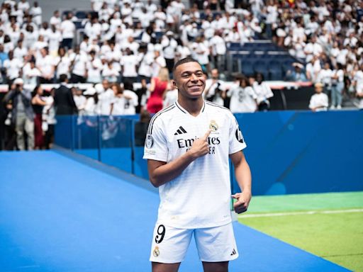 Mbappé desata la locura en su presentación con el Real Madrid y hace una gran promesa a los seguidores del club