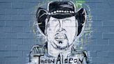 A new Macon mural turned Jason Aldean into a cartoon. Here’s how he reacted