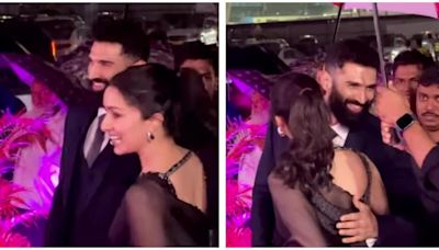 Shraddha Kapoor bumps into Aashiqui 2 co-star Aditya Roy Kapur at event; both share a hug. Watch