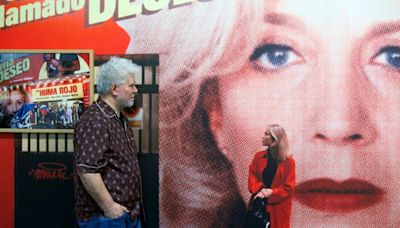 Pedro Almodóvar et sa muse Madrid s'exposent dans la capitale espagnole