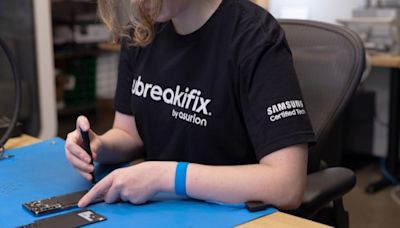 Samsung and uBreakiFix boost Galaxy repairs at flagship stores