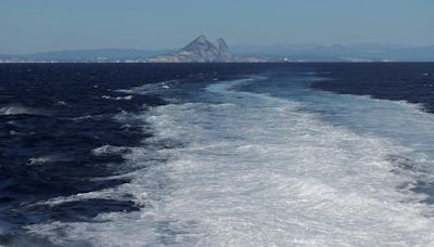 Un grupo de orcas hunden un velero en el Estrecho de Gibraltar