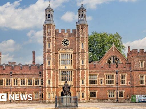 Eton College set to give 'brick' phones to first years