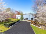 172 River Park Dr, Great Falls VA 22066