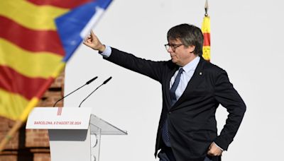 Catalan separatist Carles Puigdemont returns to Spain after seven years, defying risk of arrest