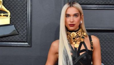 El vestido de transparencias y escote hasta el ombligo de Dua Lipa que quita el hipo