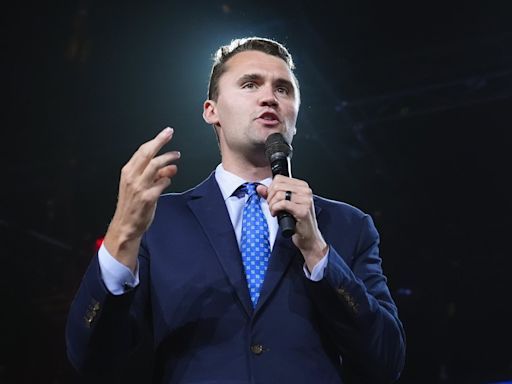 Charlie Kirk attacks Kamala Harris over claims migrants are eating pets