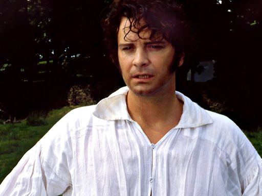 Colin Firth's Pride and Prejudice shirt on show