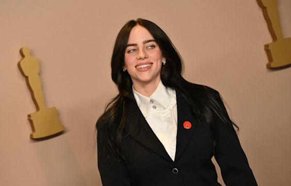 Watch Billie Eilish prank call Margot Robbie, Dakota Johnson: 'I could throw up'