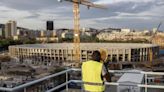 La Generalitat aflora 1,5 millones de euros en salarios impagados entre las subcontratas de las obras del Camp Nou