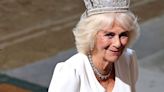 La reina Camilla, la mujer que más ha transformado a la monarquía británica, se 'corona' el día de su cumpleaños