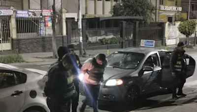 Arequipa: Detienen a tres sospechosos de arrebatar celular a pasajero en interior de bus de transporte público