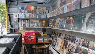 Da vitrola da geração Z à Avenida Paulista: Disco de vinil vive um novo renascimento