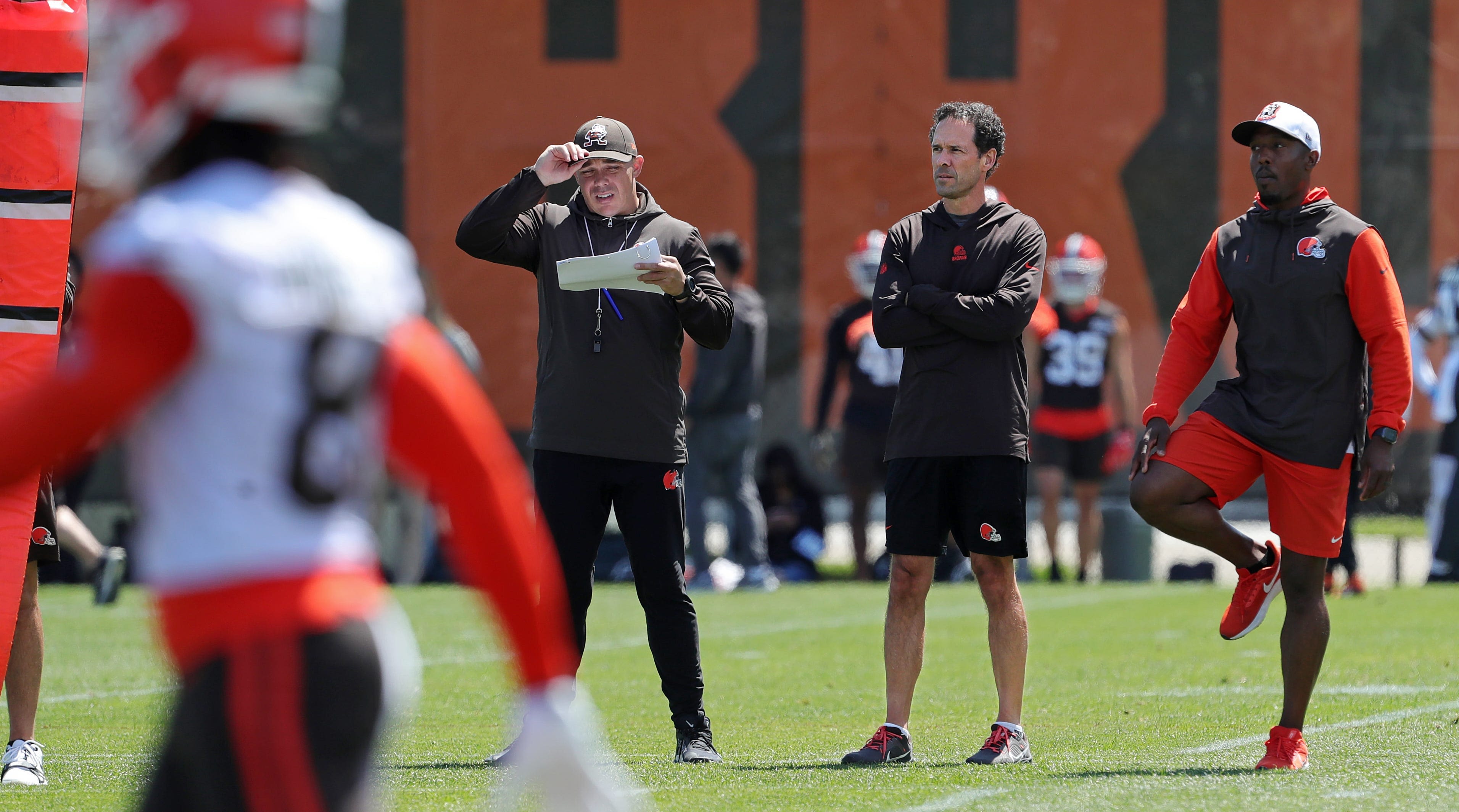 Browns updated 90-man roster after flurry of minor moves