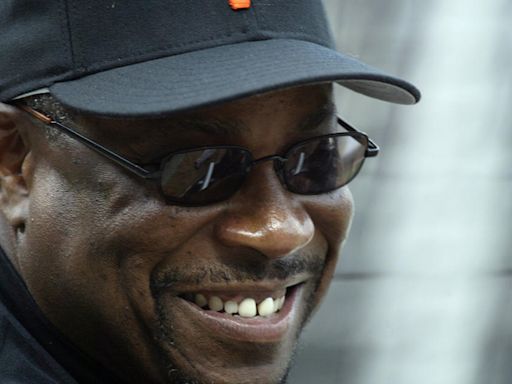 Giants special advisor, former manager Dusty Baker wins Baseball Digest lifetime achievement award