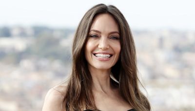 Angelina Jolie ‘Knows She’s Super Skinny’ at 98 Lbs