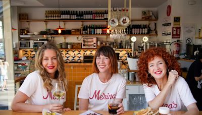 Merinas Bar o cómo tres actrices rescataron un ultramarinos de barrio en Carabanchel