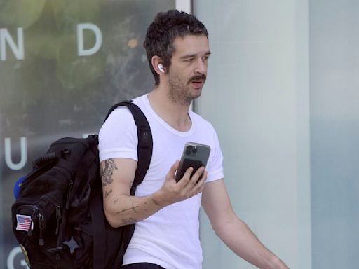 Matty Healy heads to the gym in a tight white T-shirt in Los Angeles