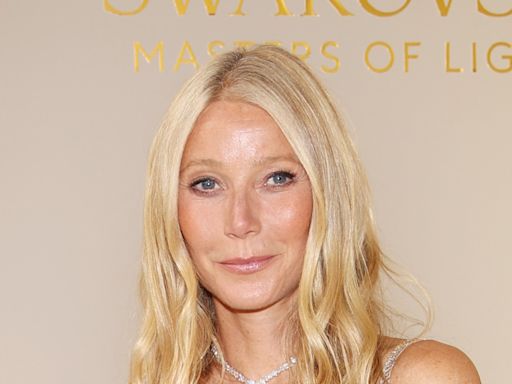 Gwyneth Paltrow shares beauty buy she uses to battle puffiness while flying